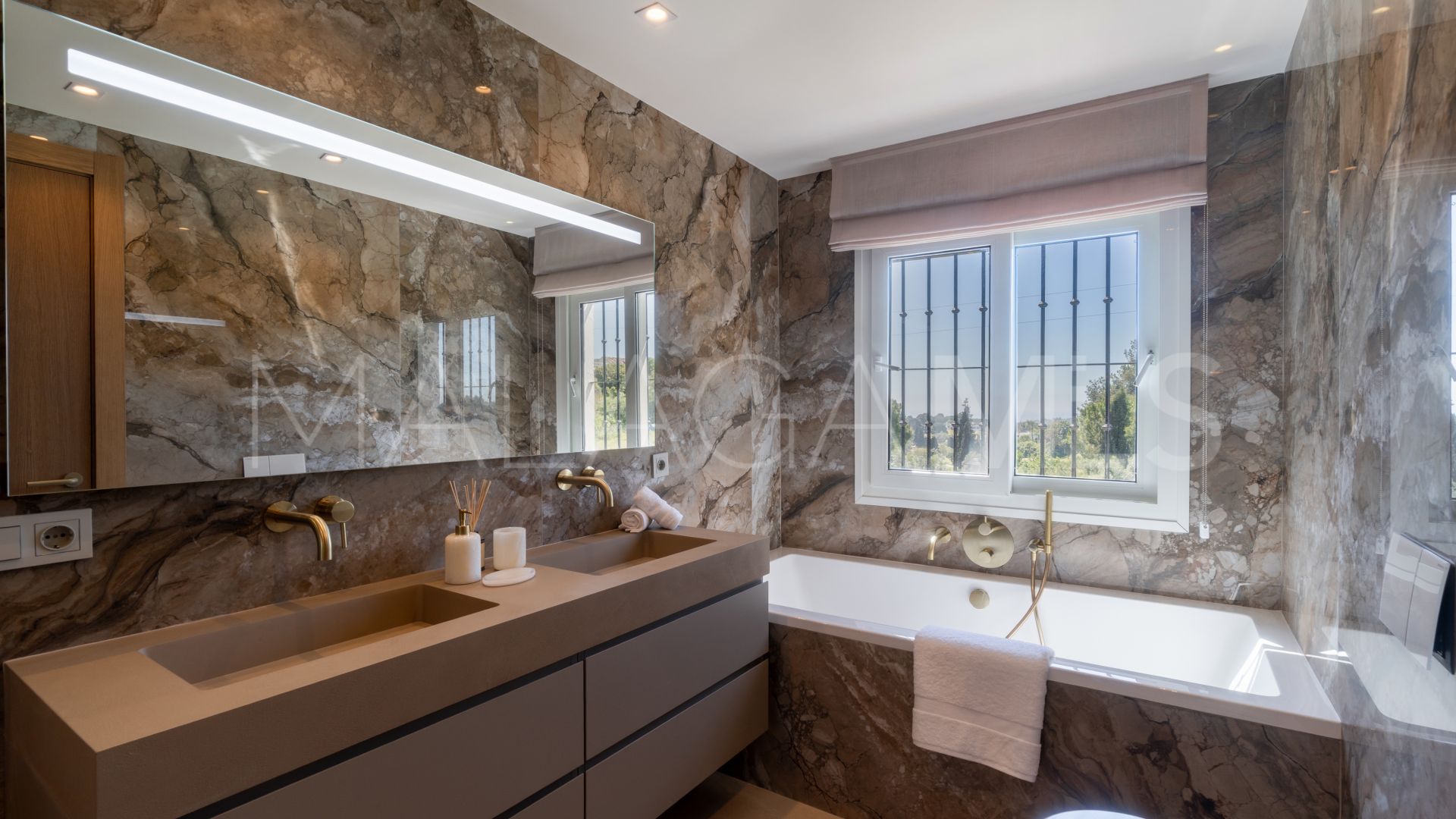 Reihenhaus for sale in Nueva Andalucia