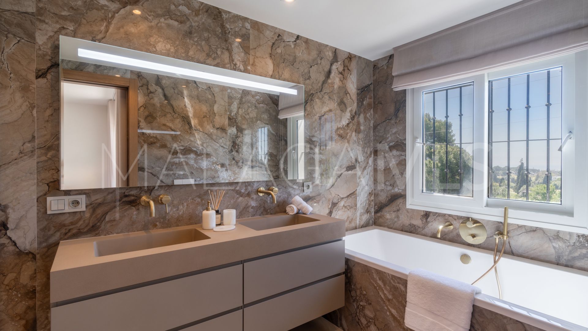 Reihenhaus for sale in Nueva Andalucia
