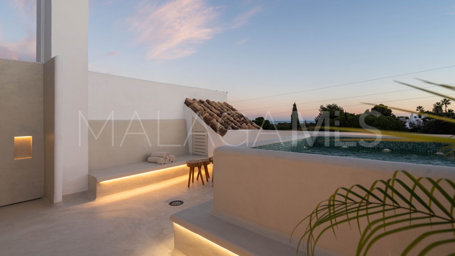 Maison de ville for sale in Nueva Andalucia