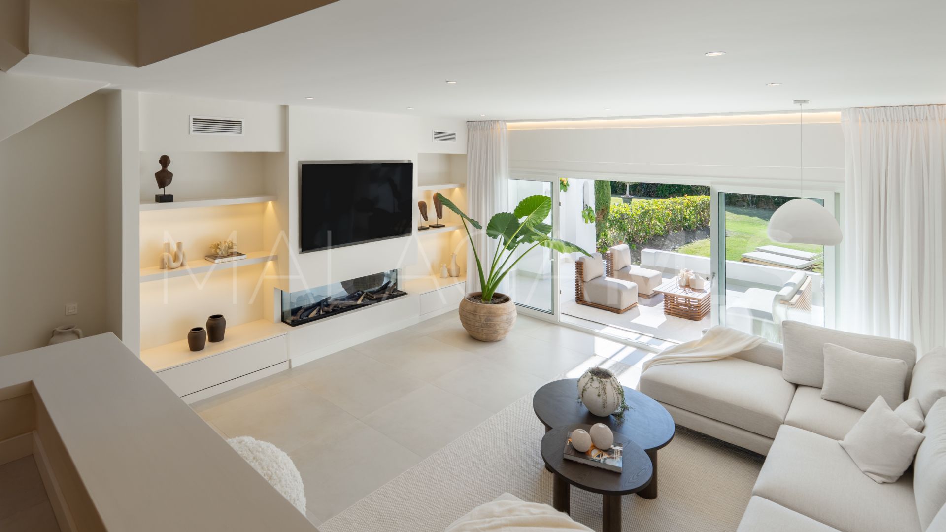 Reihenhaus for sale in Nueva Andalucia