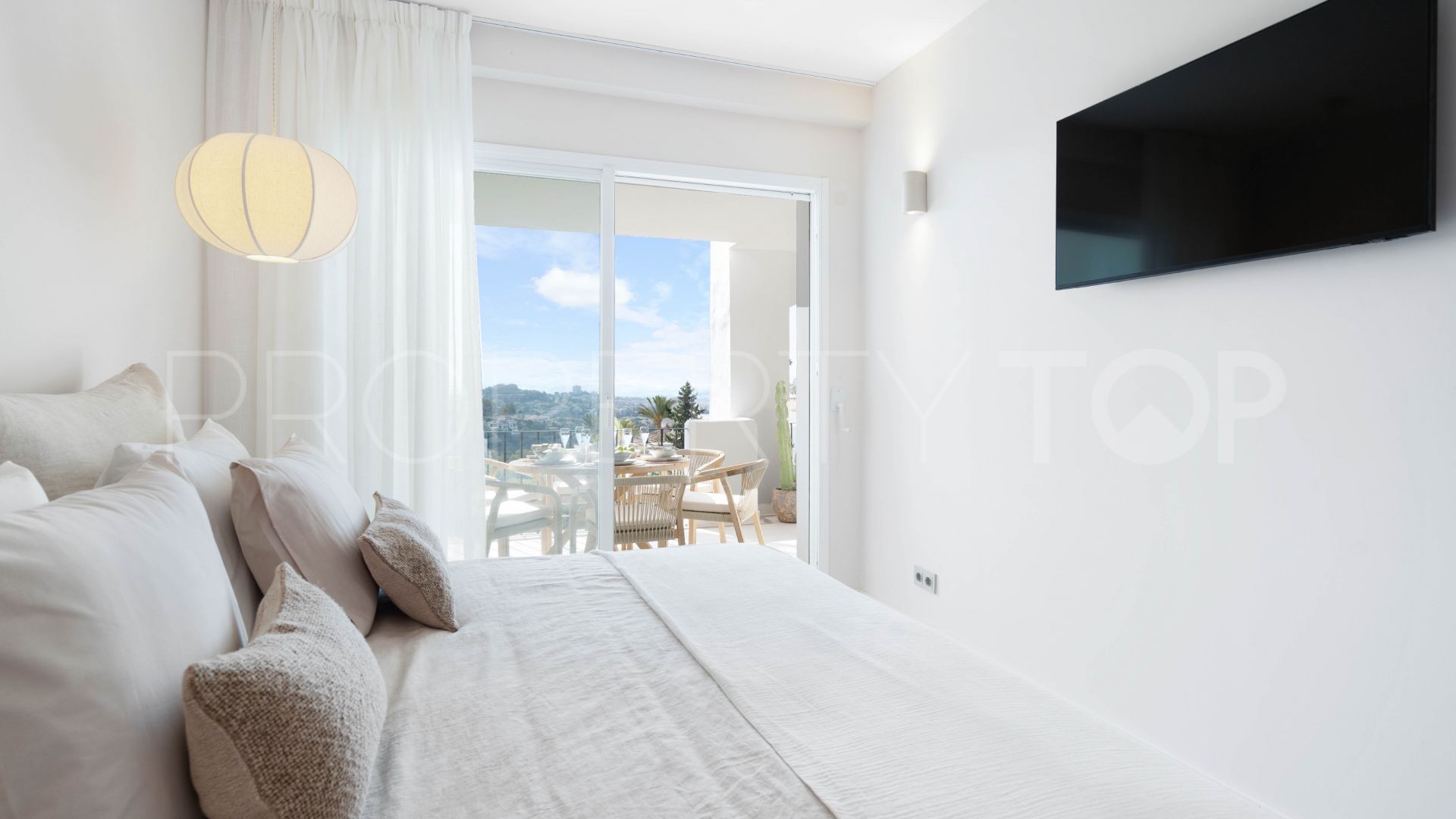 Comprar apartamento en La Quinta