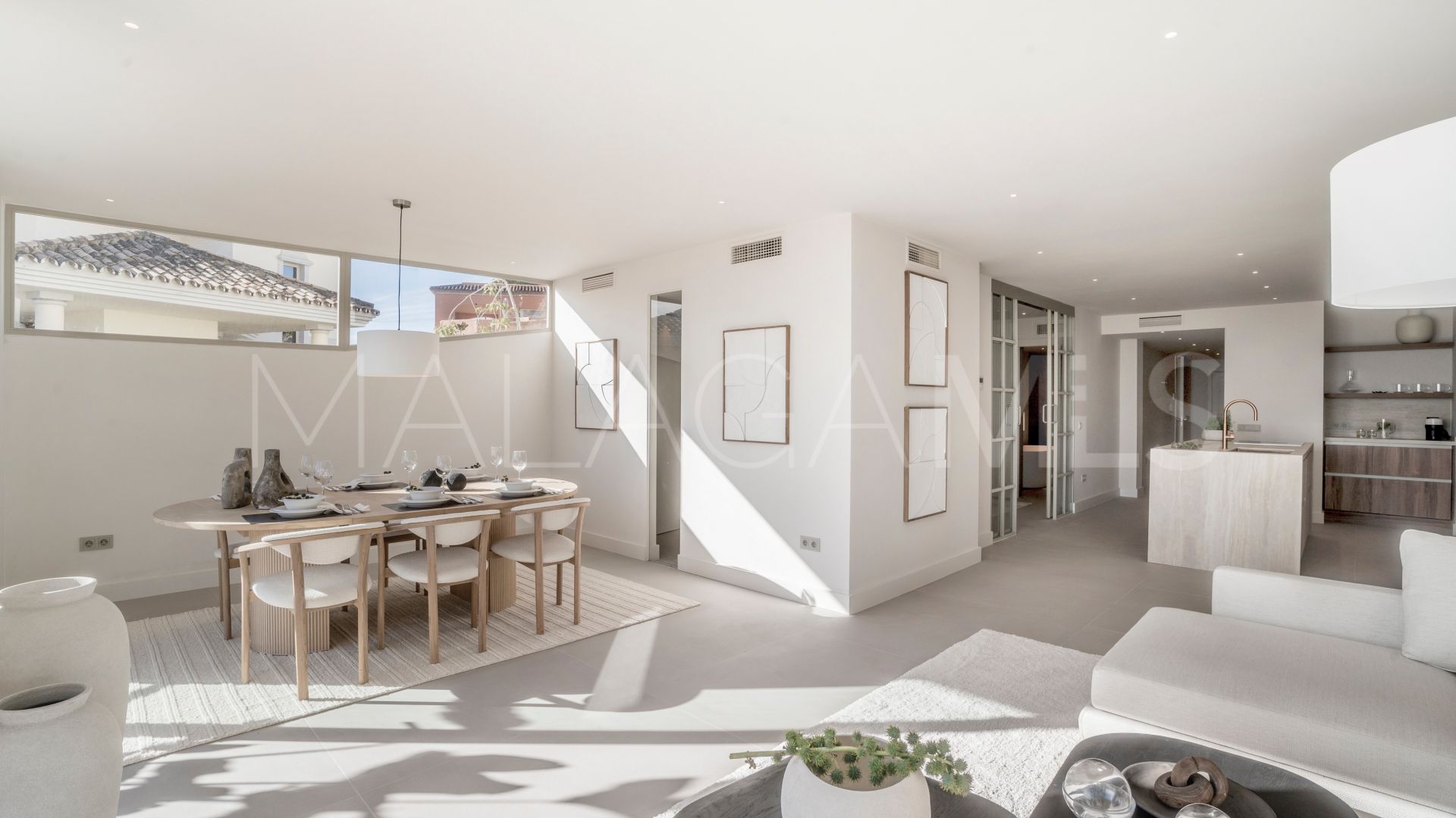 Nueva Andalucia, apartamento planta baja de 3 bedrooms a la venta