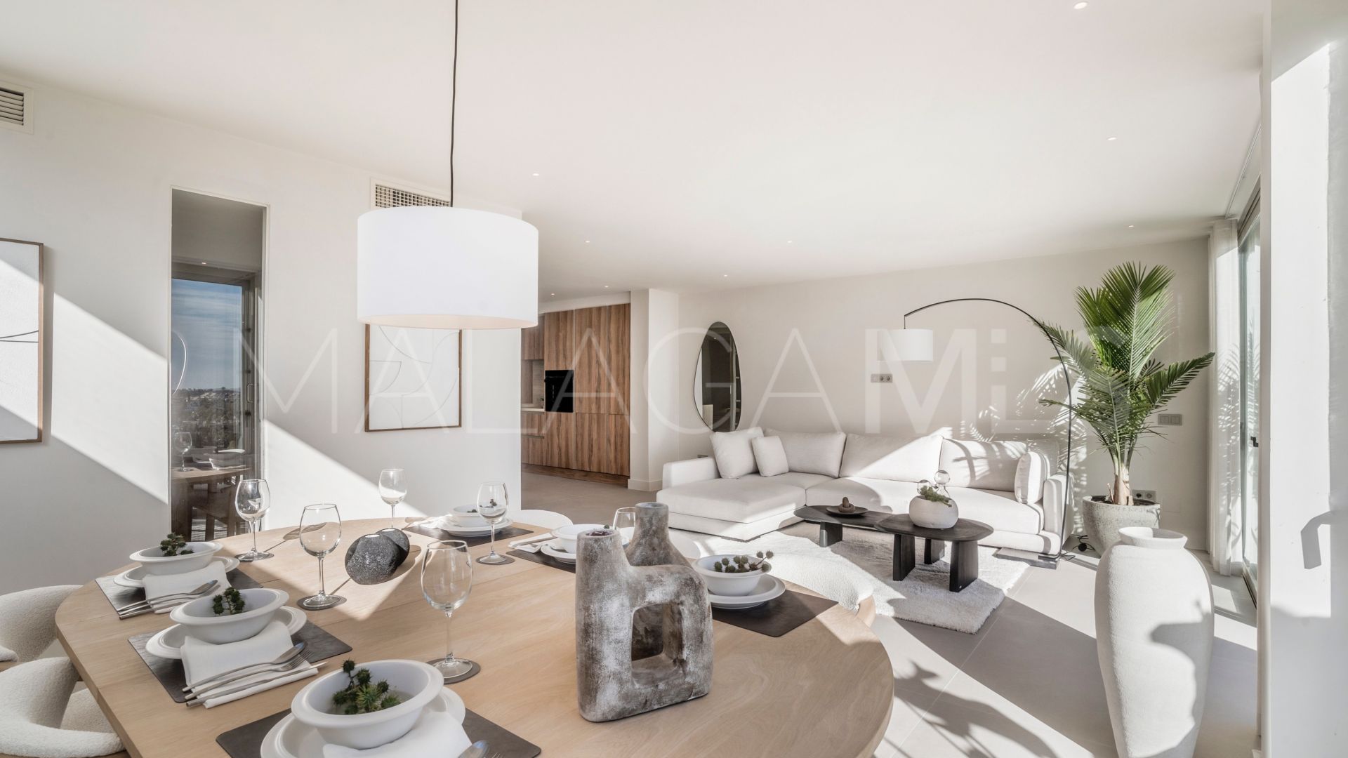 Nueva Andalucia, apartamento planta baja de 3 bedrooms a la venta