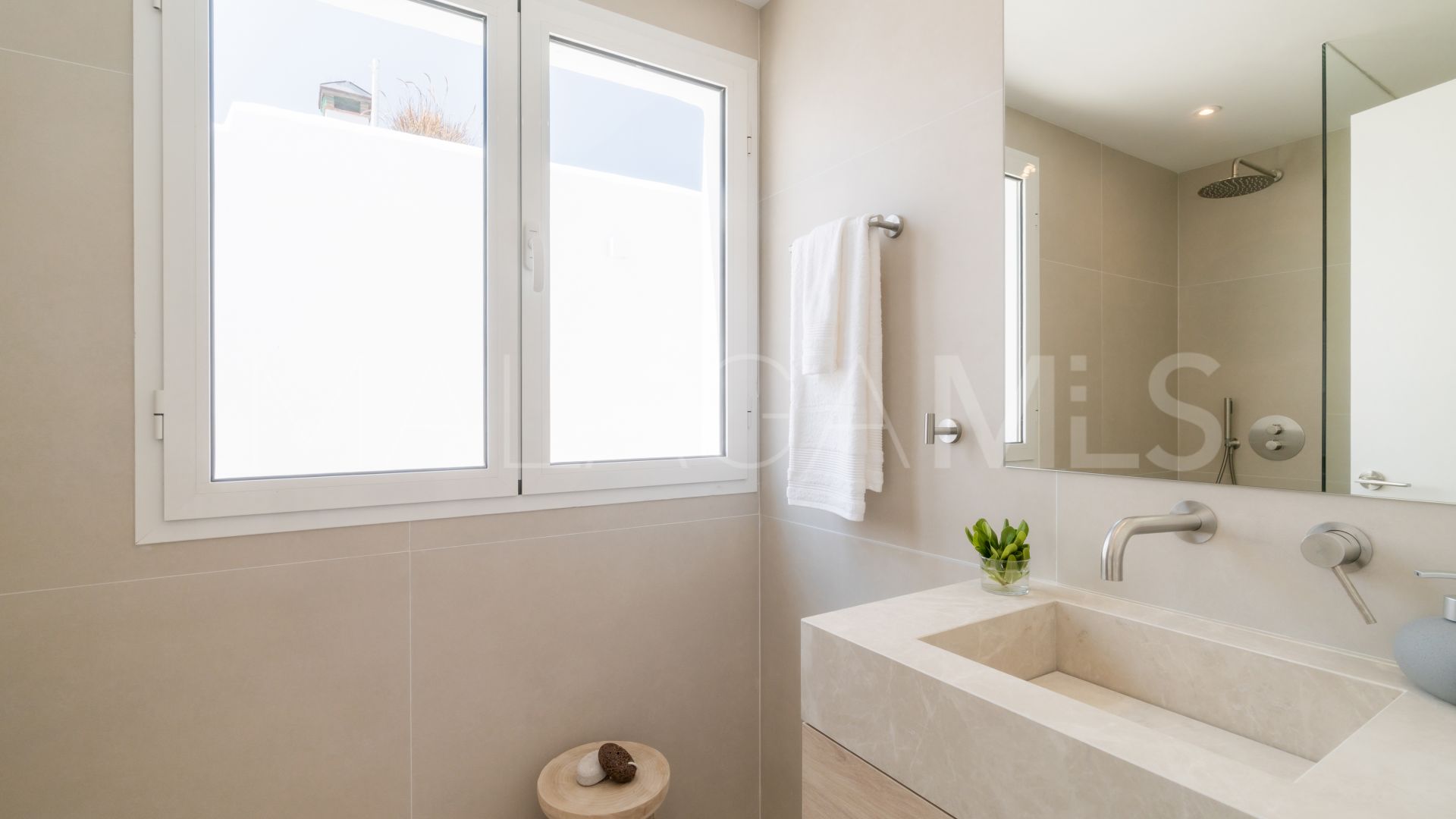 Nueva Alcantara, atico duplex for sale