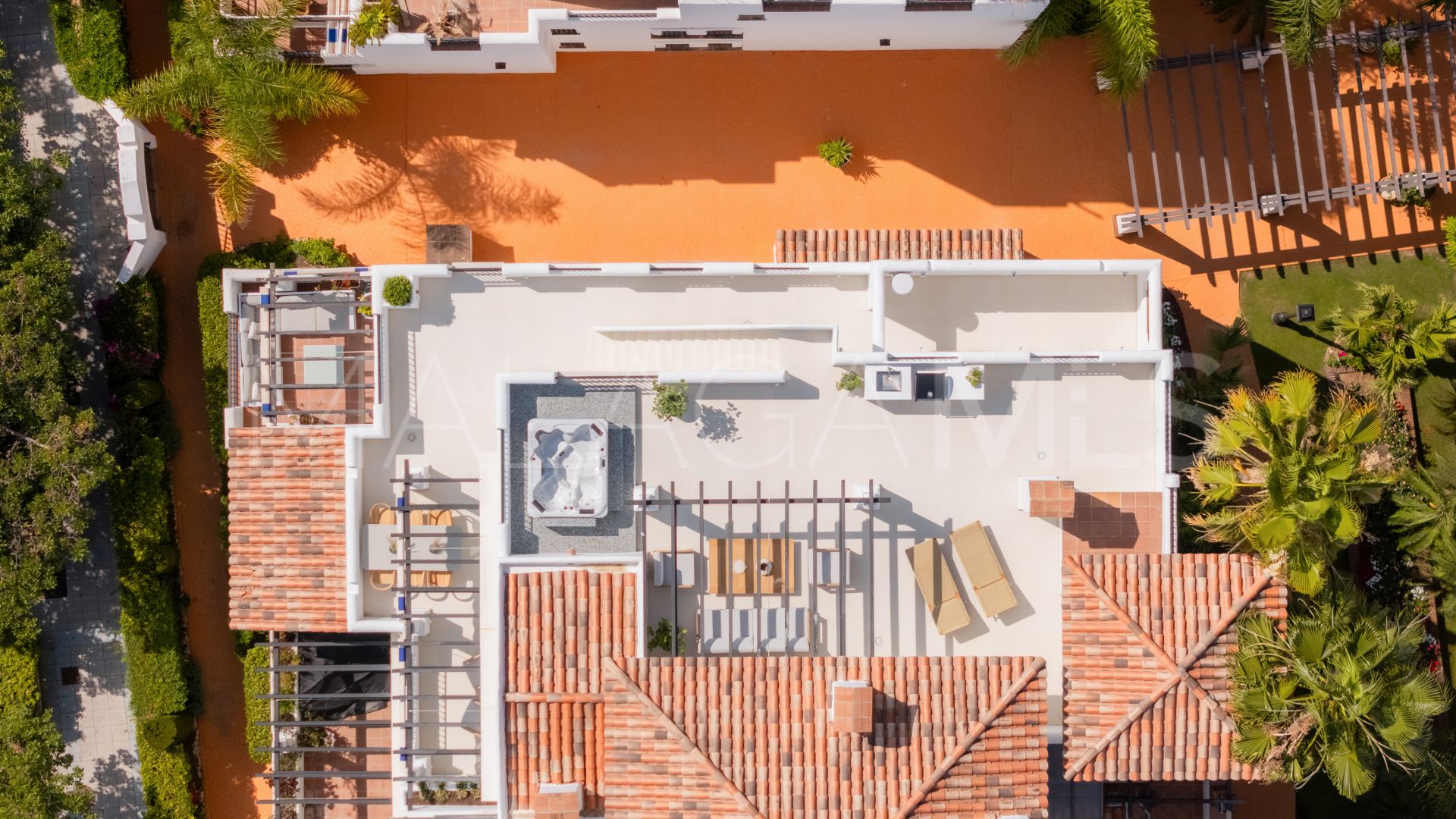 Nueva Alcantara, atico duplex for sale