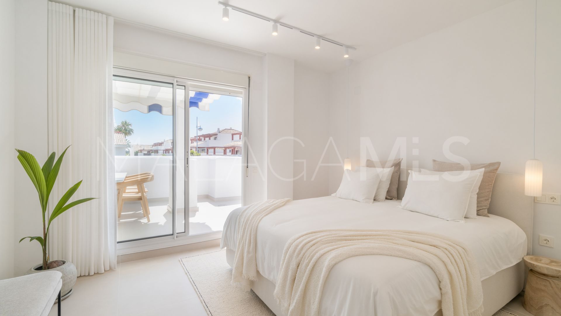 Nueva Alcantara, atico duplex for sale