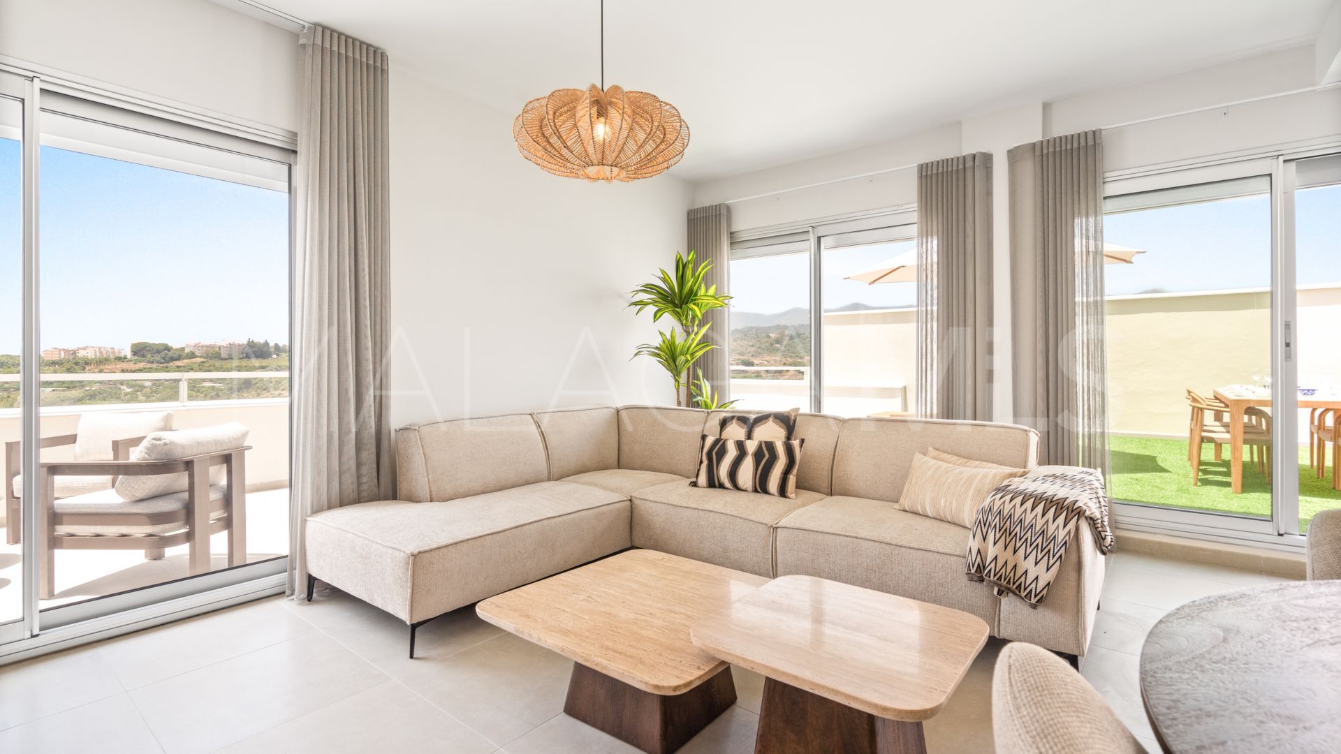 Penthaus for sale in Estepona