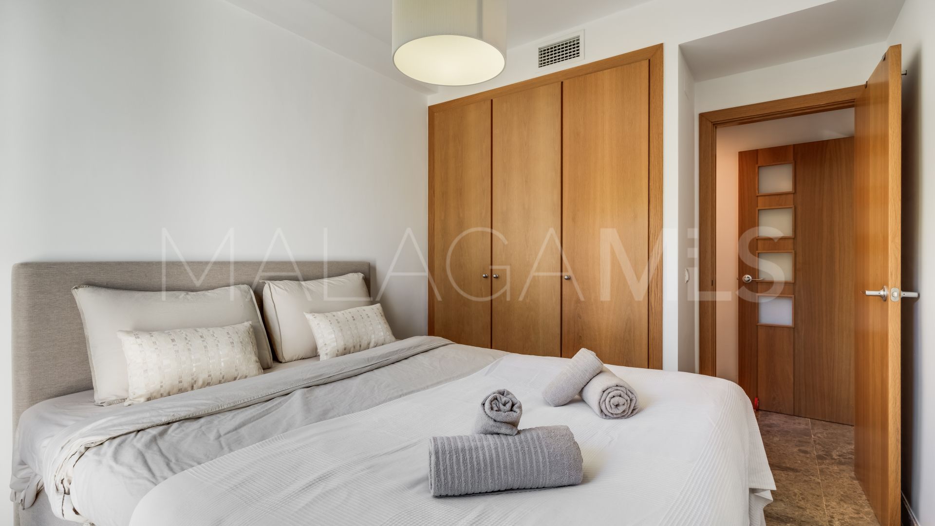 Appartement rez de chaussée for sale in Estepona