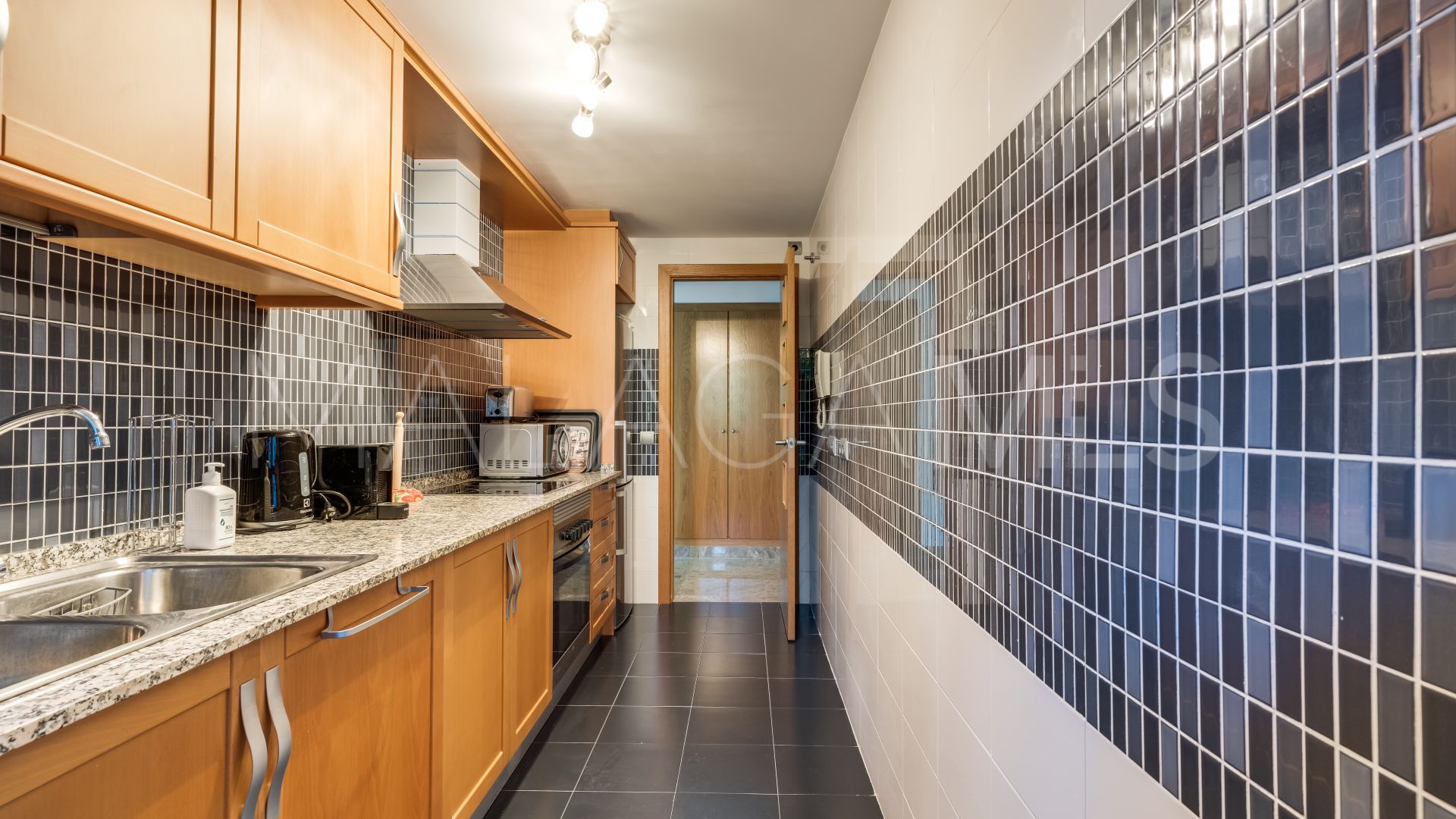 Appartement rez de chaussée for sale in Estepona