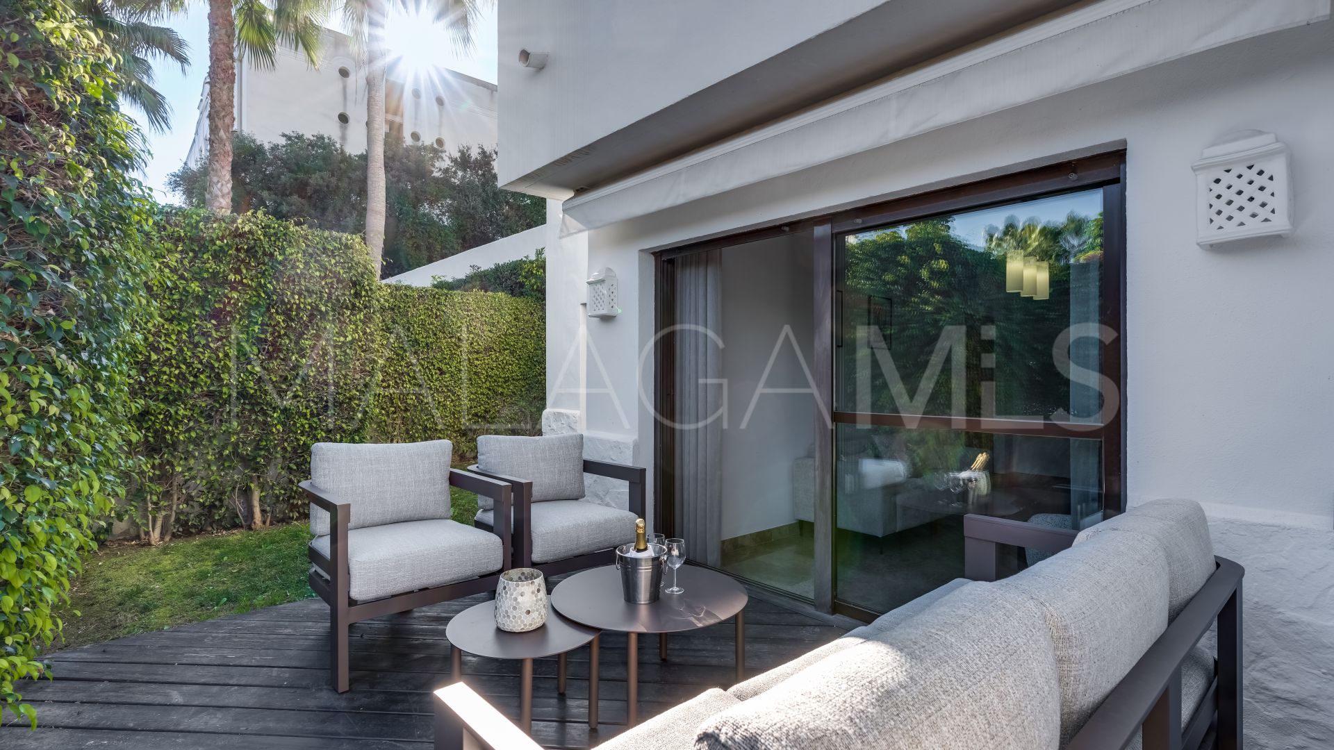 Appartement rez de chaussée for sale in Estepona