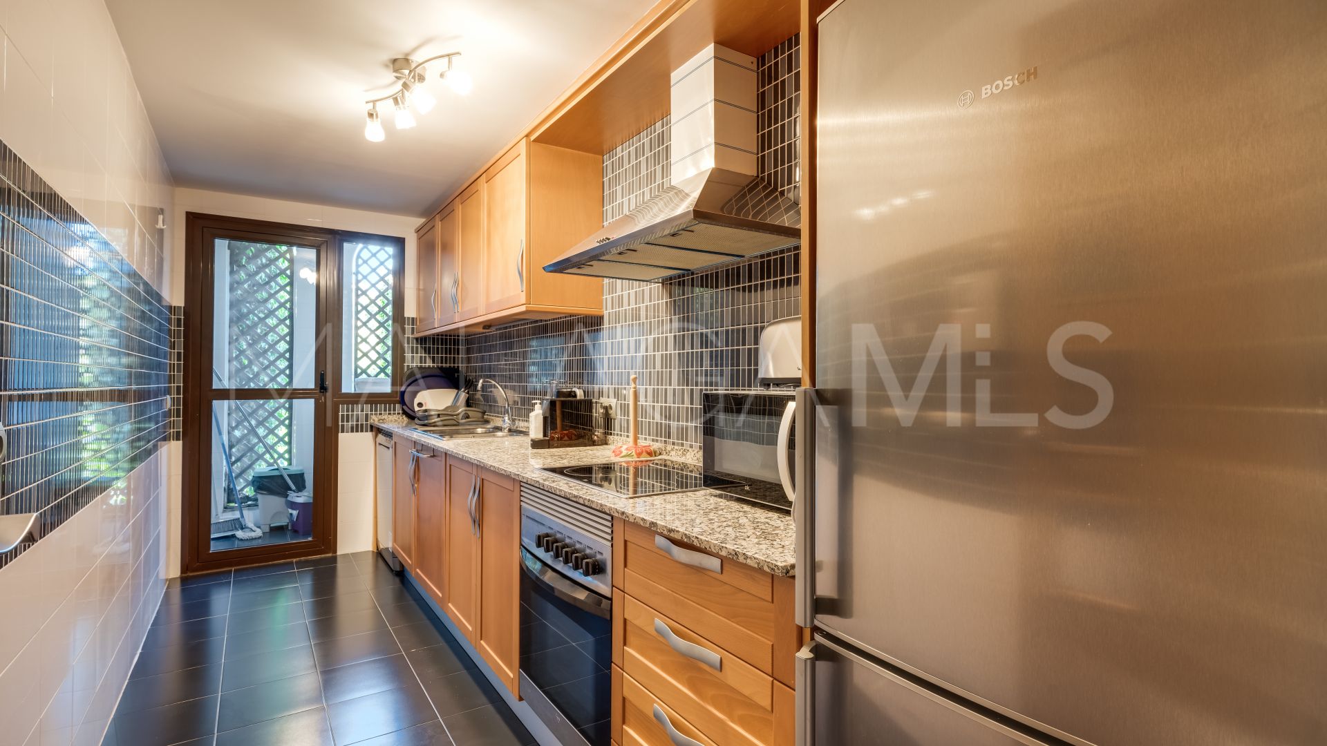 Appartement rez de chaussée for sale in Estepona