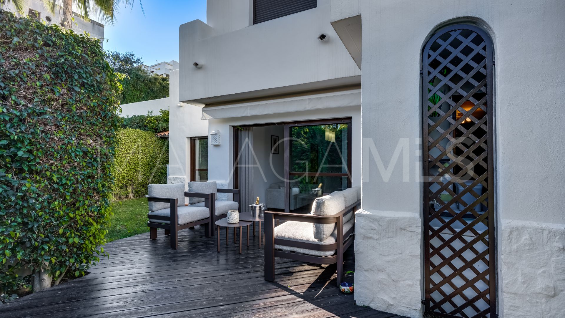 Appartement rez de chaussée for sale in Estepona