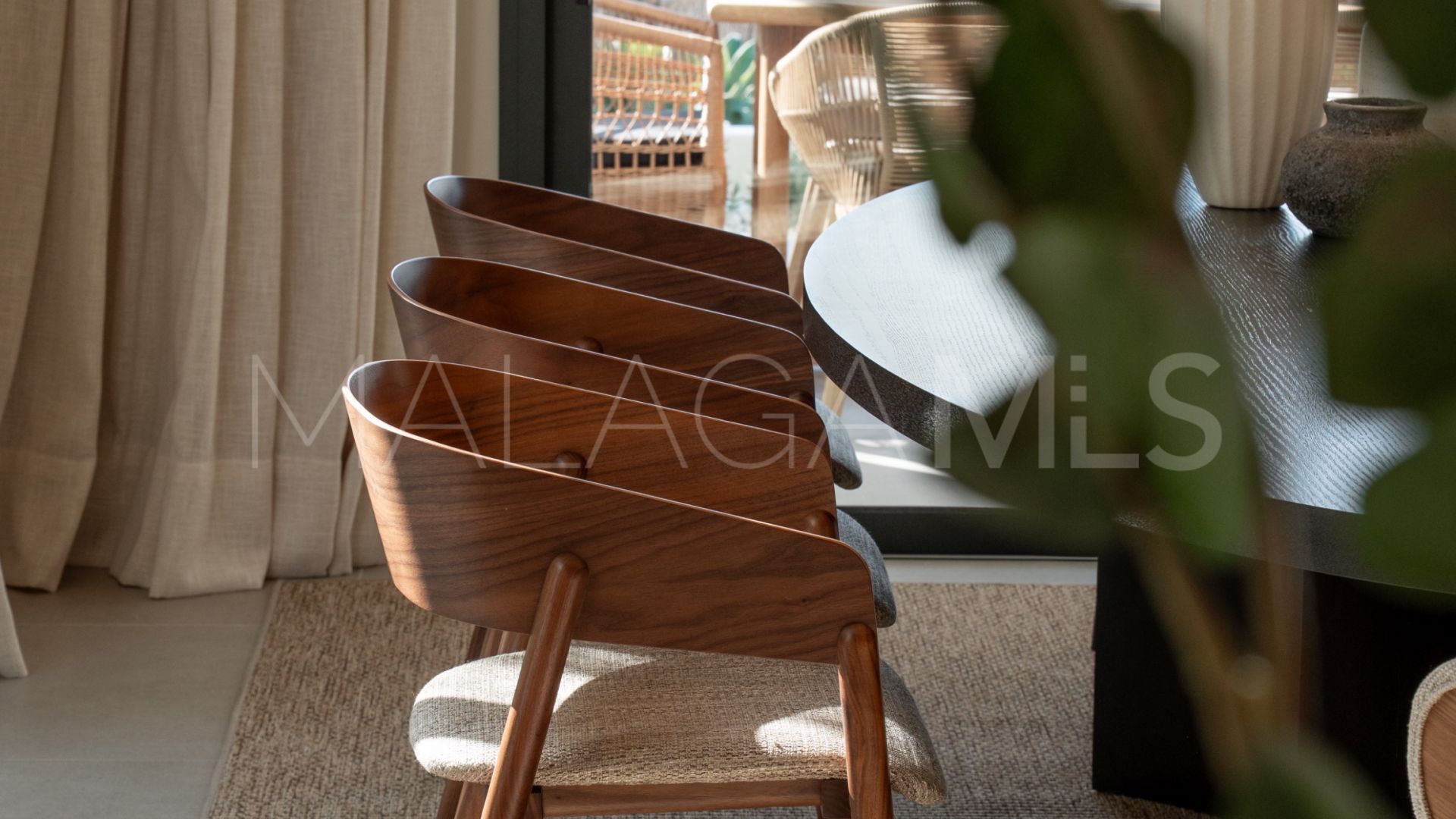 Villa for sale in Nueva Andalucia