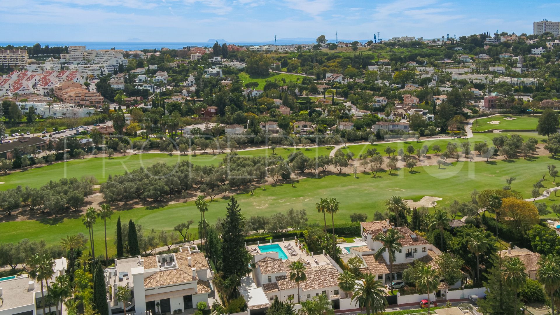 Parcelas del Golf villa for sale