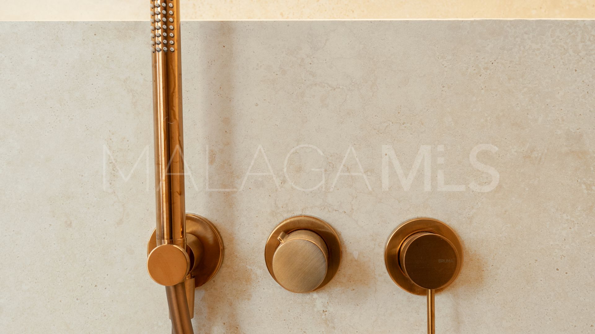 Lägenhet for sale in Palacetes Los Belvederes