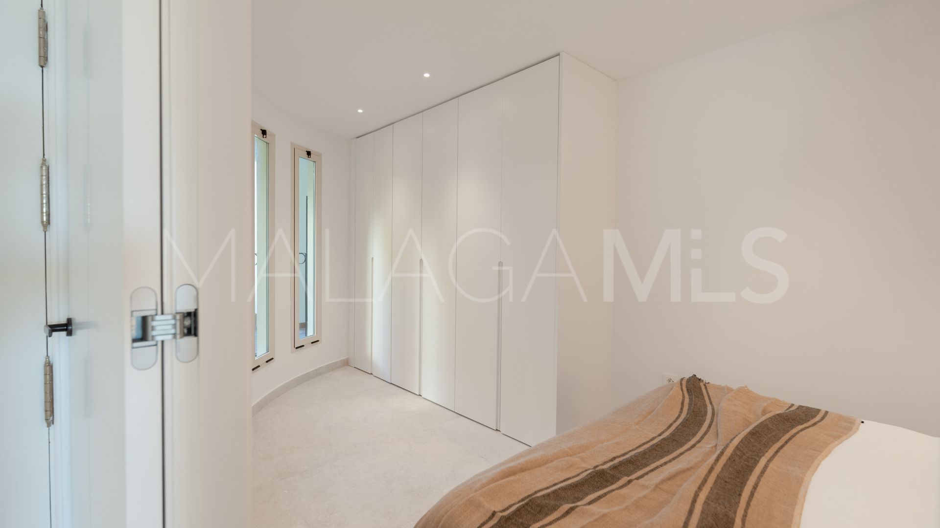 Lägenhet for sale in Palacetes Los Belvederes