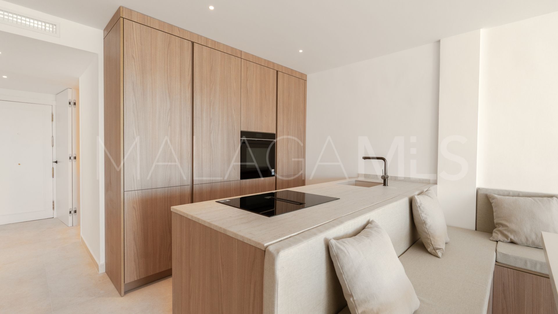 Lägenhet for sale in Palacetes Los Belvederes