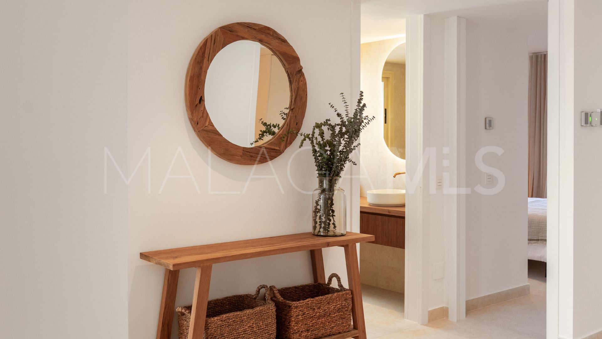 Lägenhet for sale in Palacetes Los Belvederes