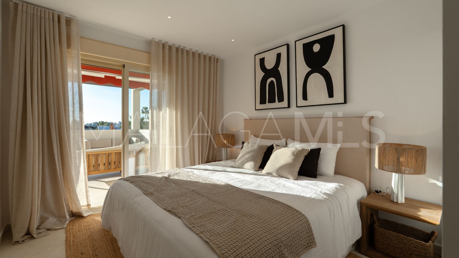 Lägenhet for sale in Palacetes Los Belvederes