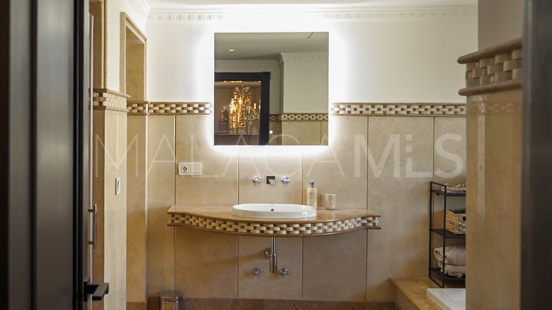 Villa for sale in Cala de Mijas