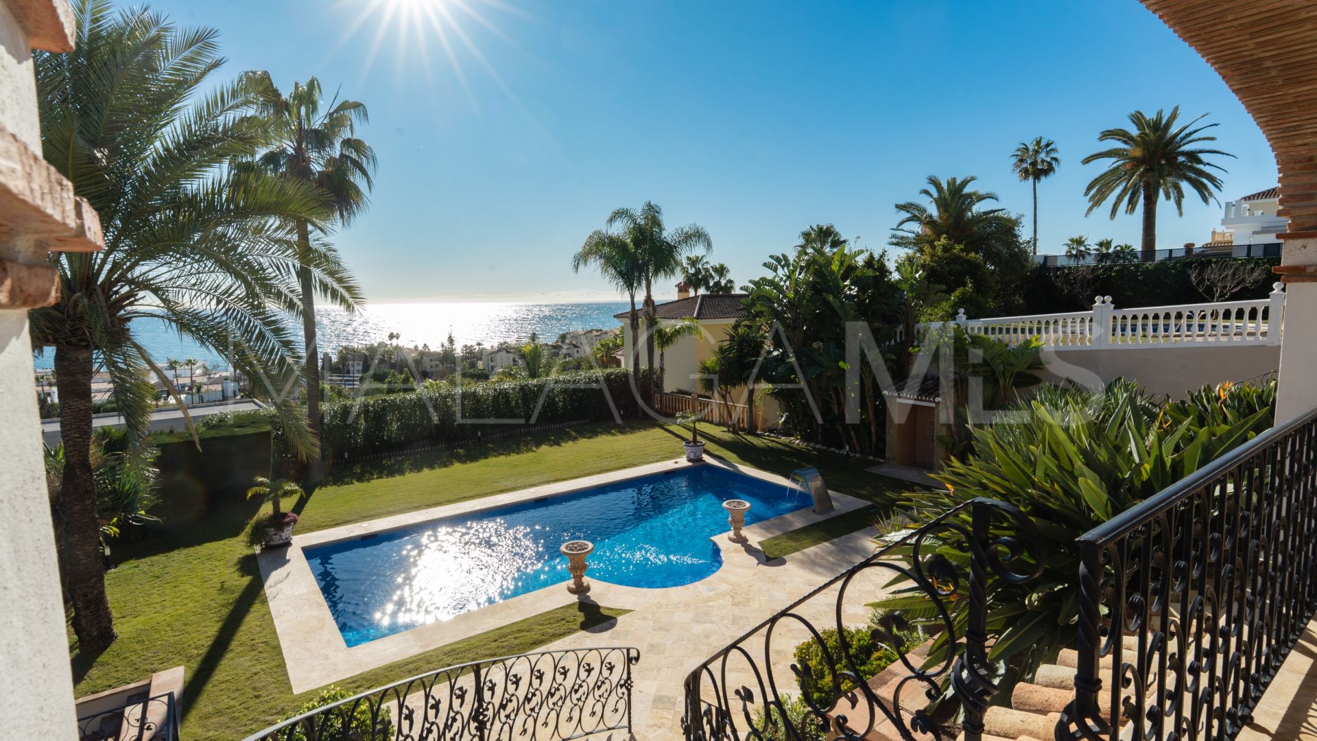 Villa for sale in Cala de Mijas