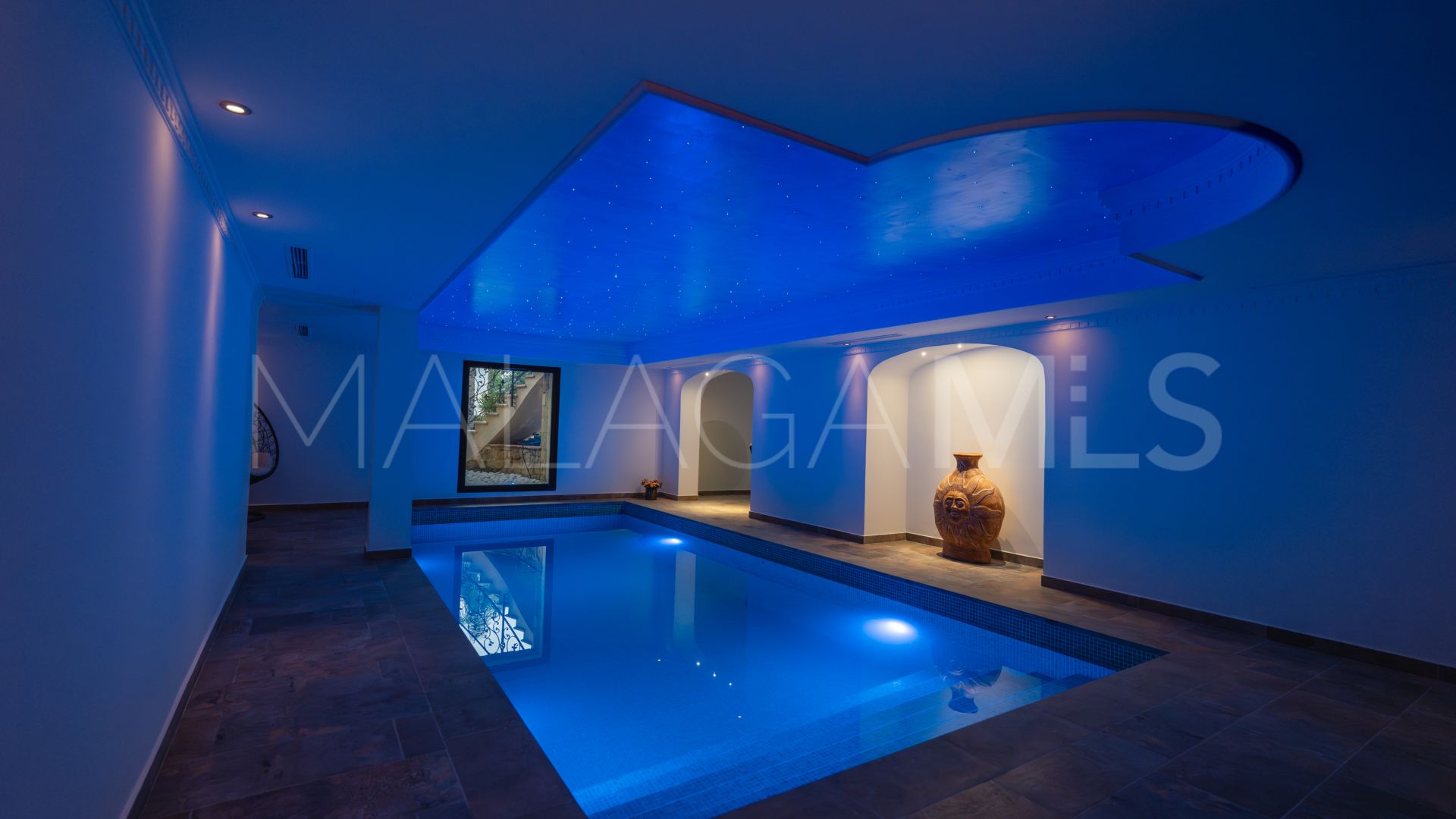 Villa for sale in Cala de Mijas