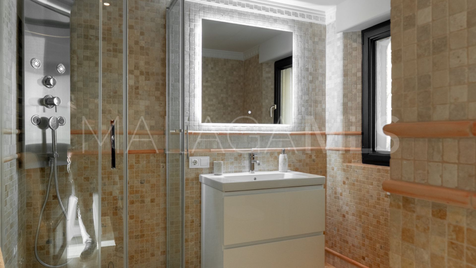 Villa for sale in Cala de Mijas