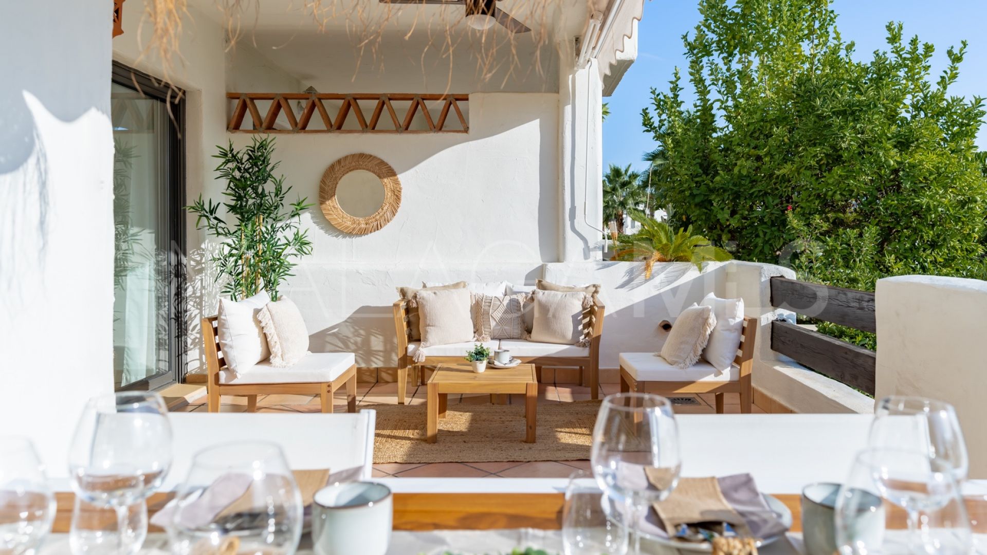 Apartamento planta baja a la venta in Estepona