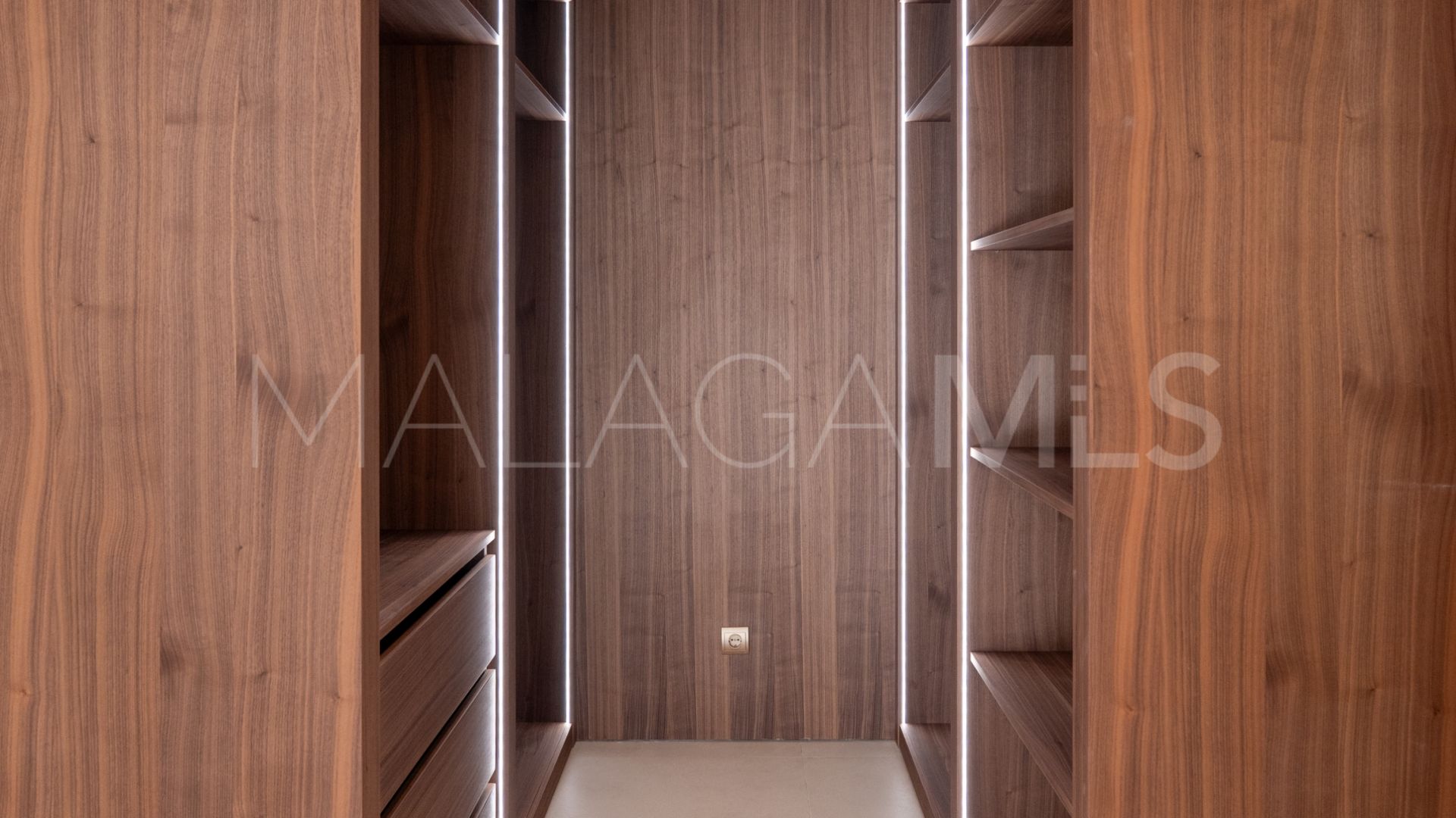 Tvåvånings takvåning for sale in Altos de La Quinta