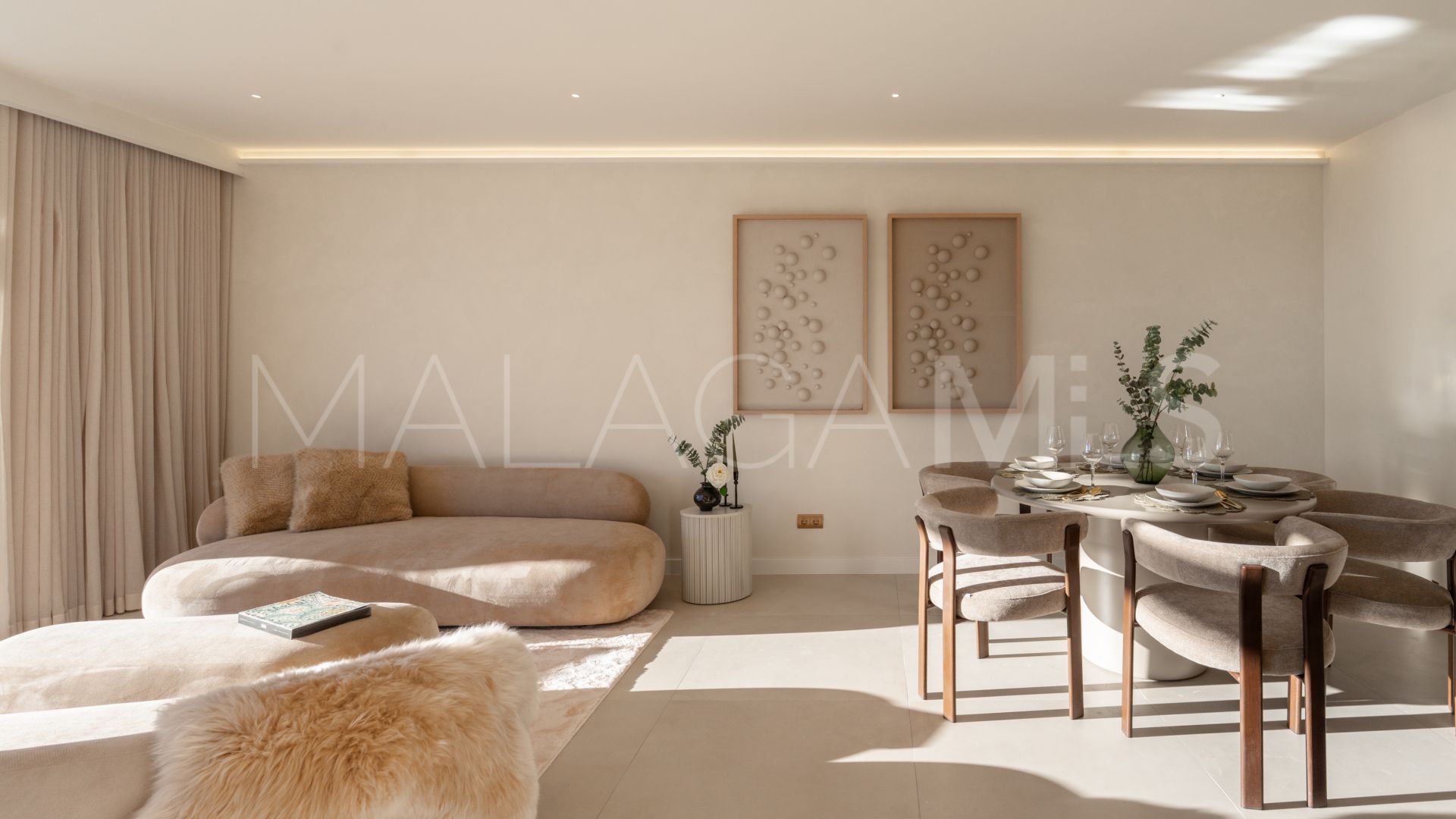 Tvåvånings takvåning for sale in Altos de La Quinta