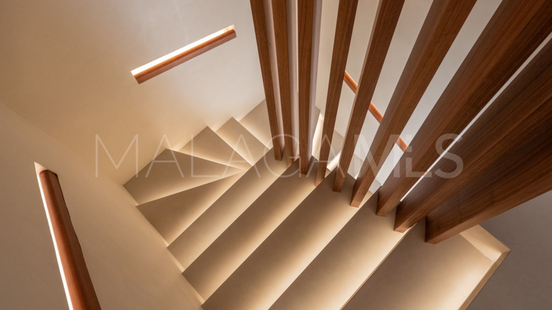 Tvåvånings takvåning for sale in Altos de La Quinta