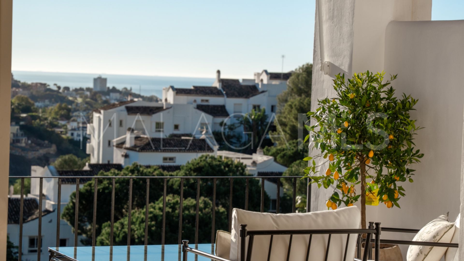 Tvåvånings takvåning for sale in Altos de La Quinta