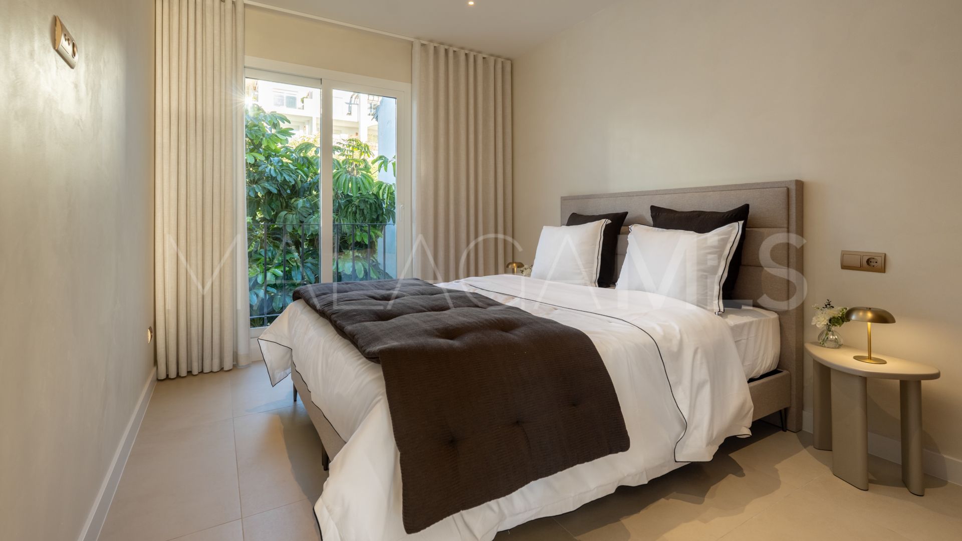 Tvåvånings takvåning for sale in Altos de La Quinta