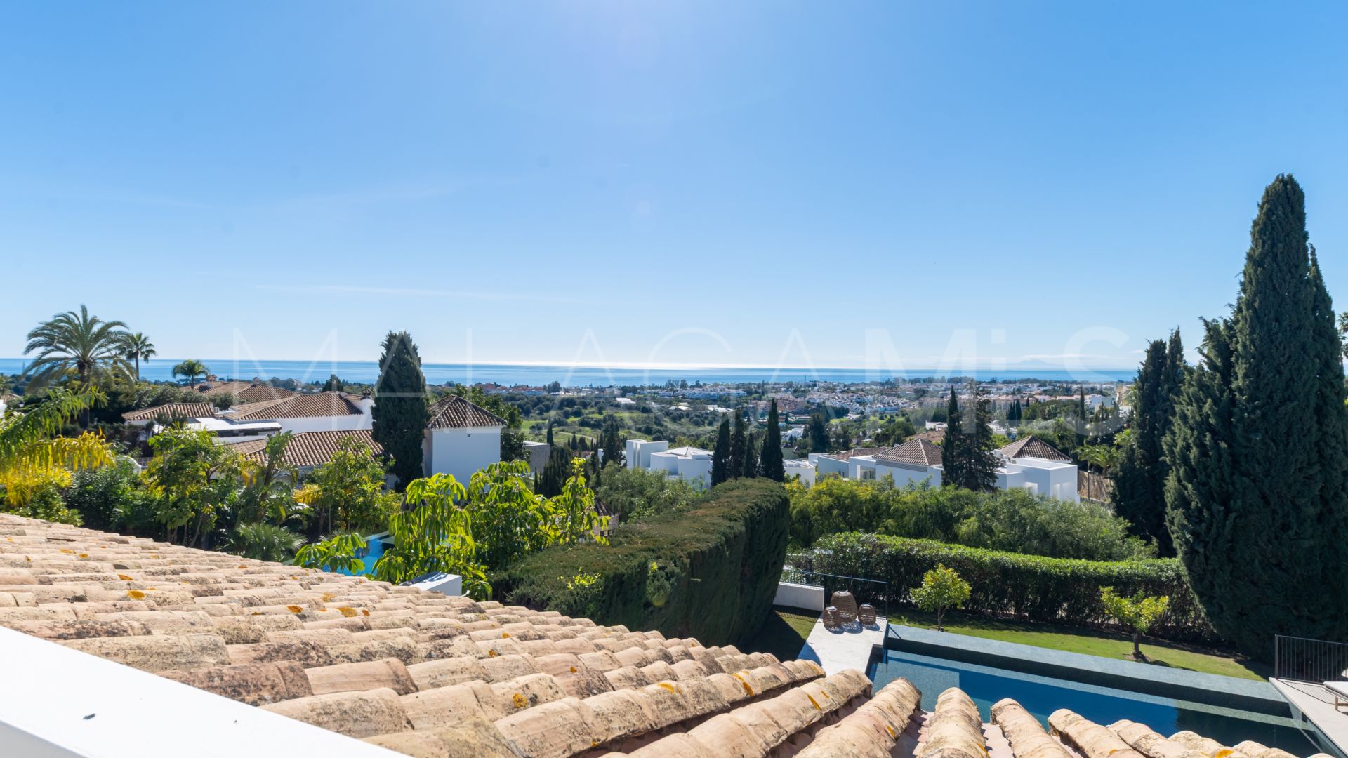 Semi detached house with 4 bedrooms for sale in Altos del Paraiso