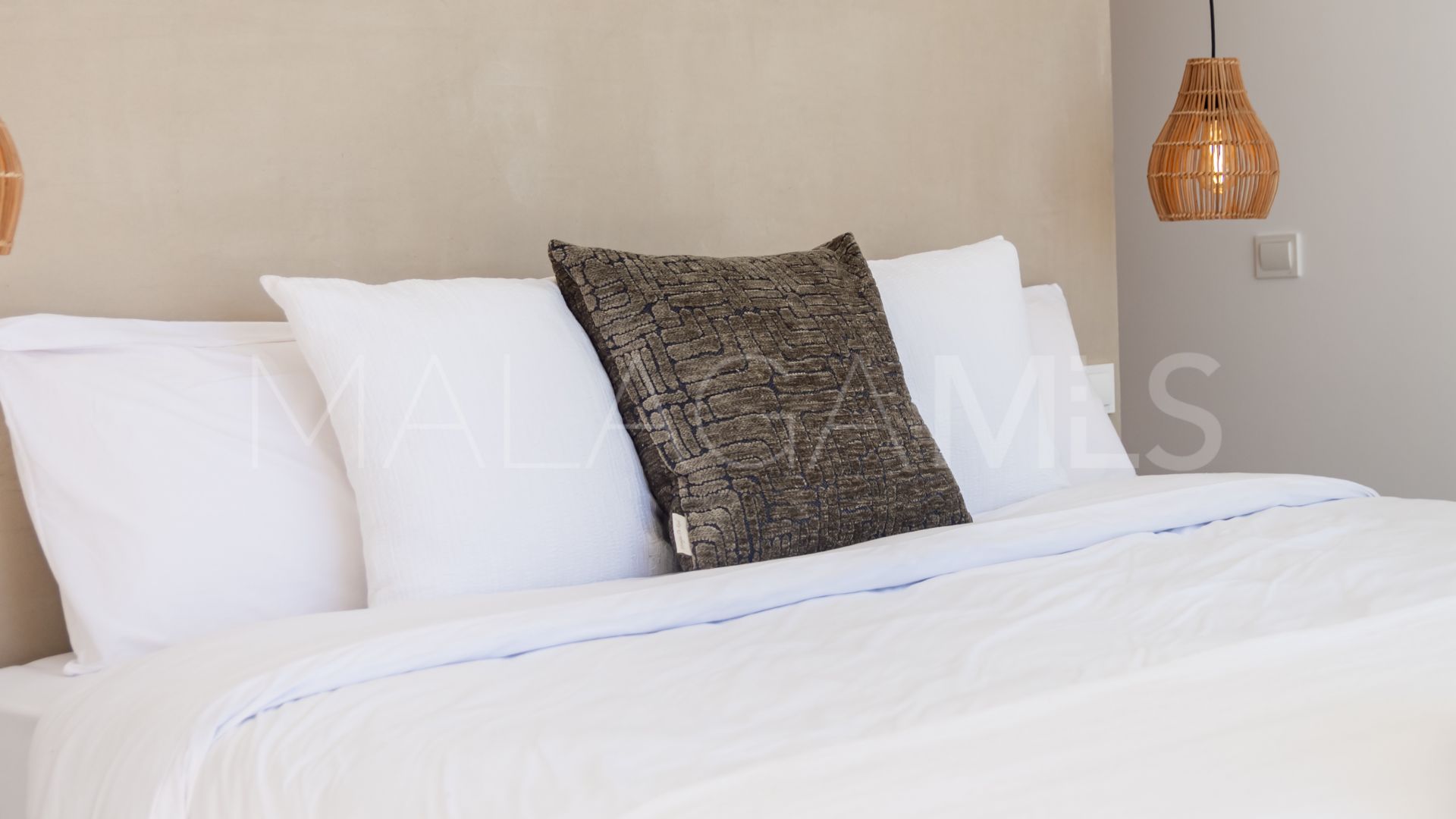 Semi detached house with 4 bedrooms for sale in Altos del Paraiso