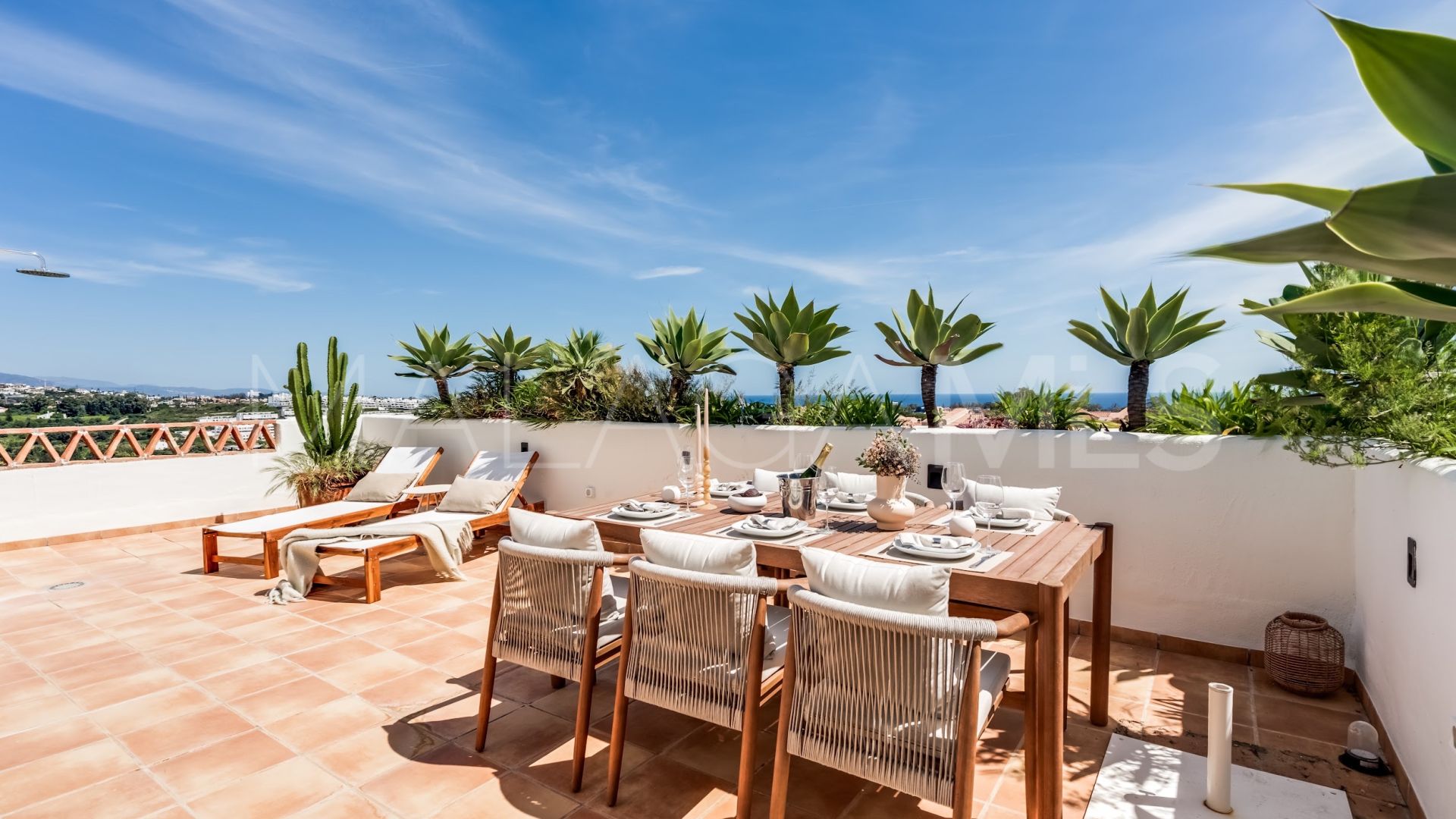 Tvåvånings takvåning for sale in Estepona