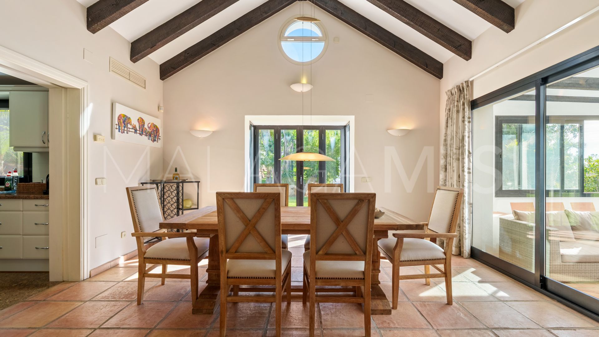 Villa for sale in Benahavis