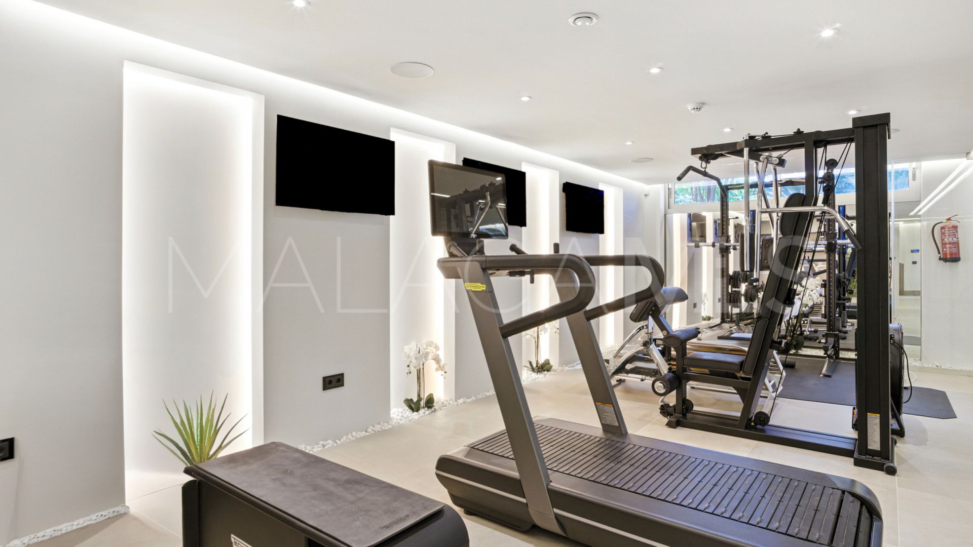 Villa for sale in Sierra Blanca