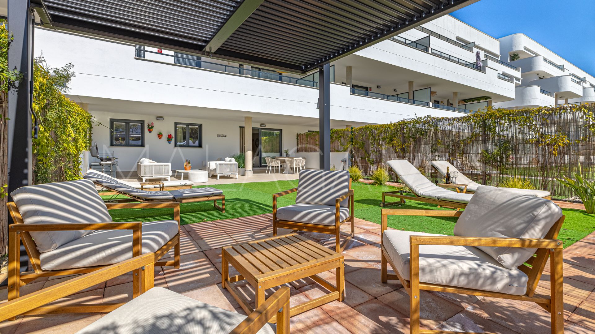 Erdgeschosswohnung for sale in Estepona