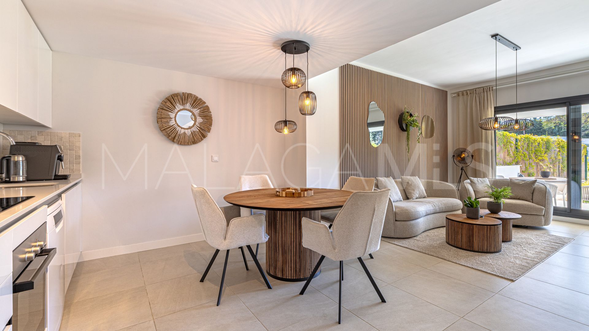 Erdgeschosswohnung for sale in Estepona