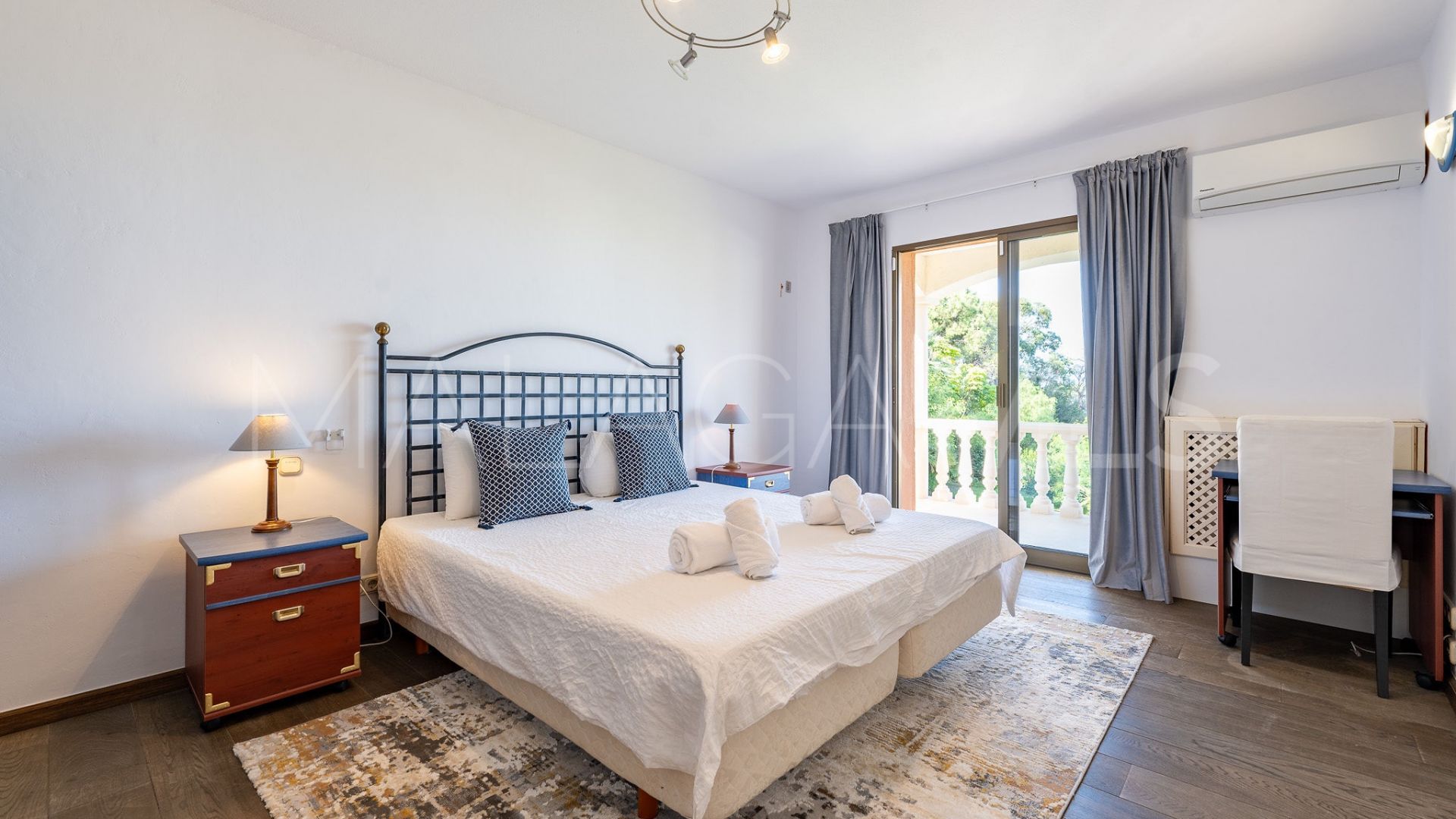 5 bedrooms villa for sale in El Rosario