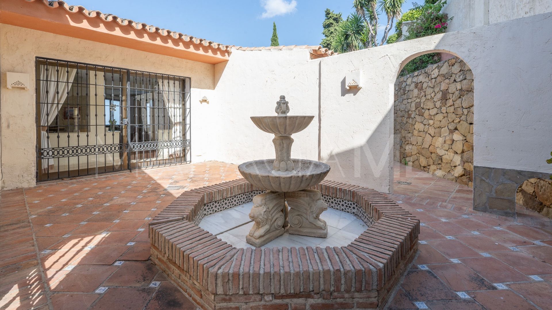 5 bedrooms villa for sale in El Rosario