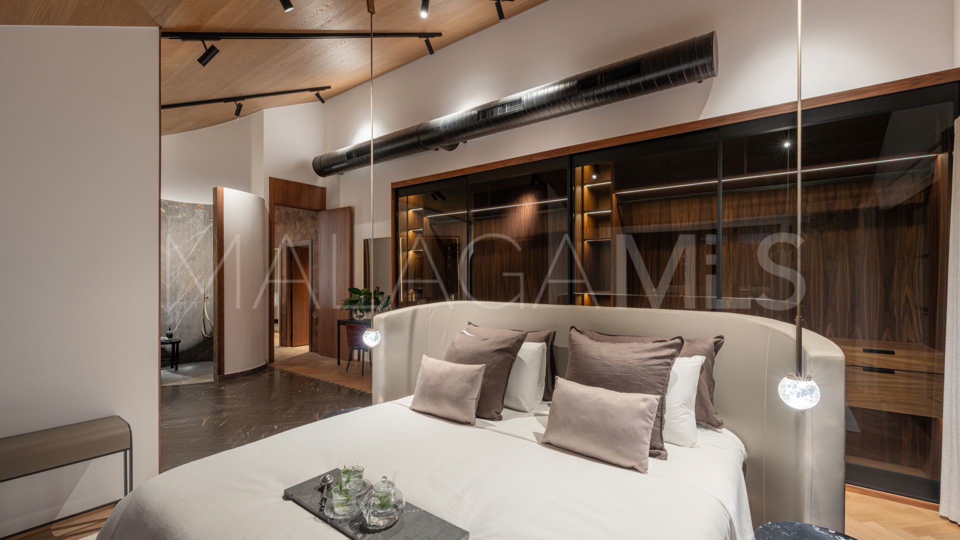 For sale Nueva Andalucia villa