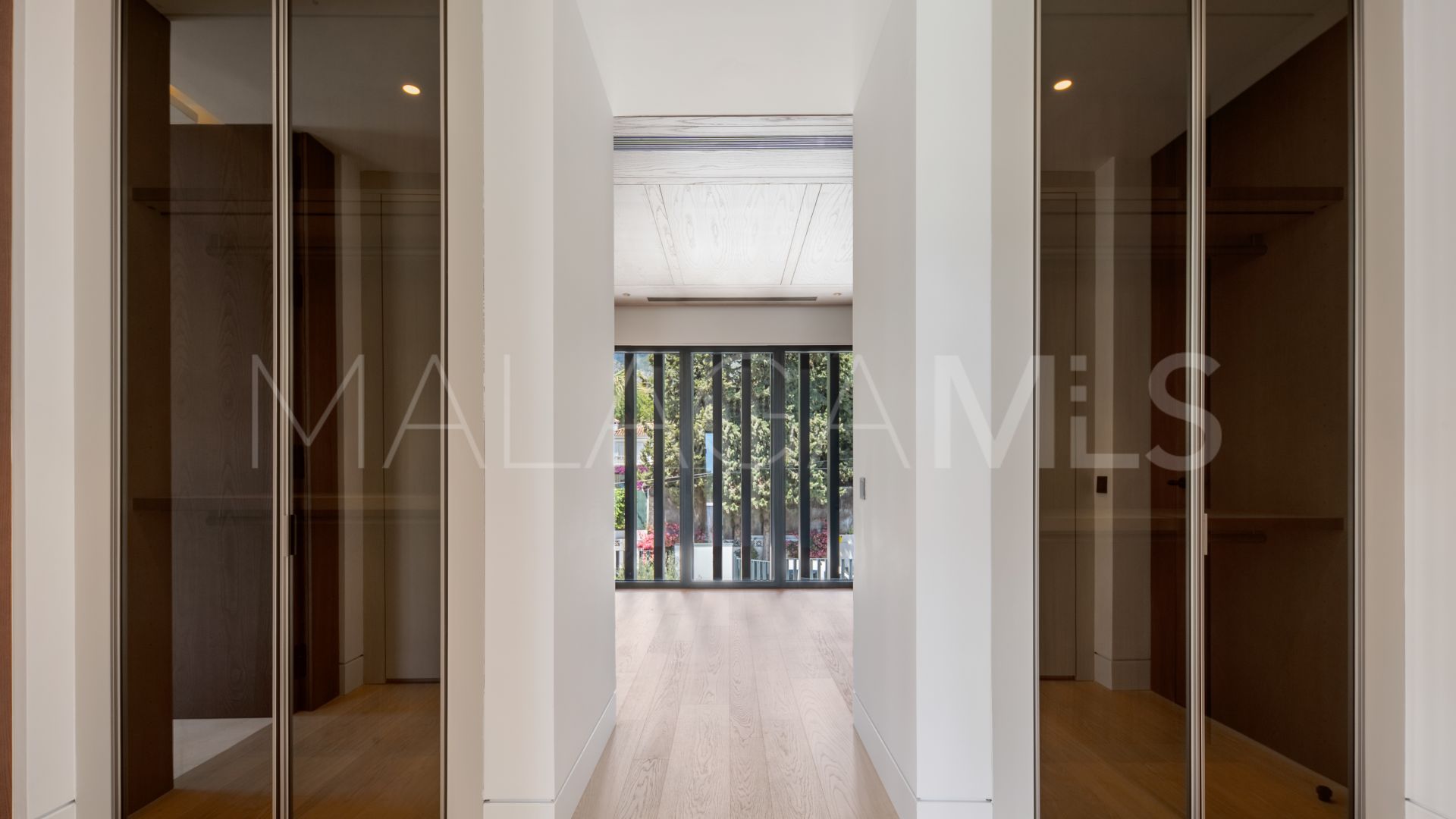 Villa for sale in Marbella