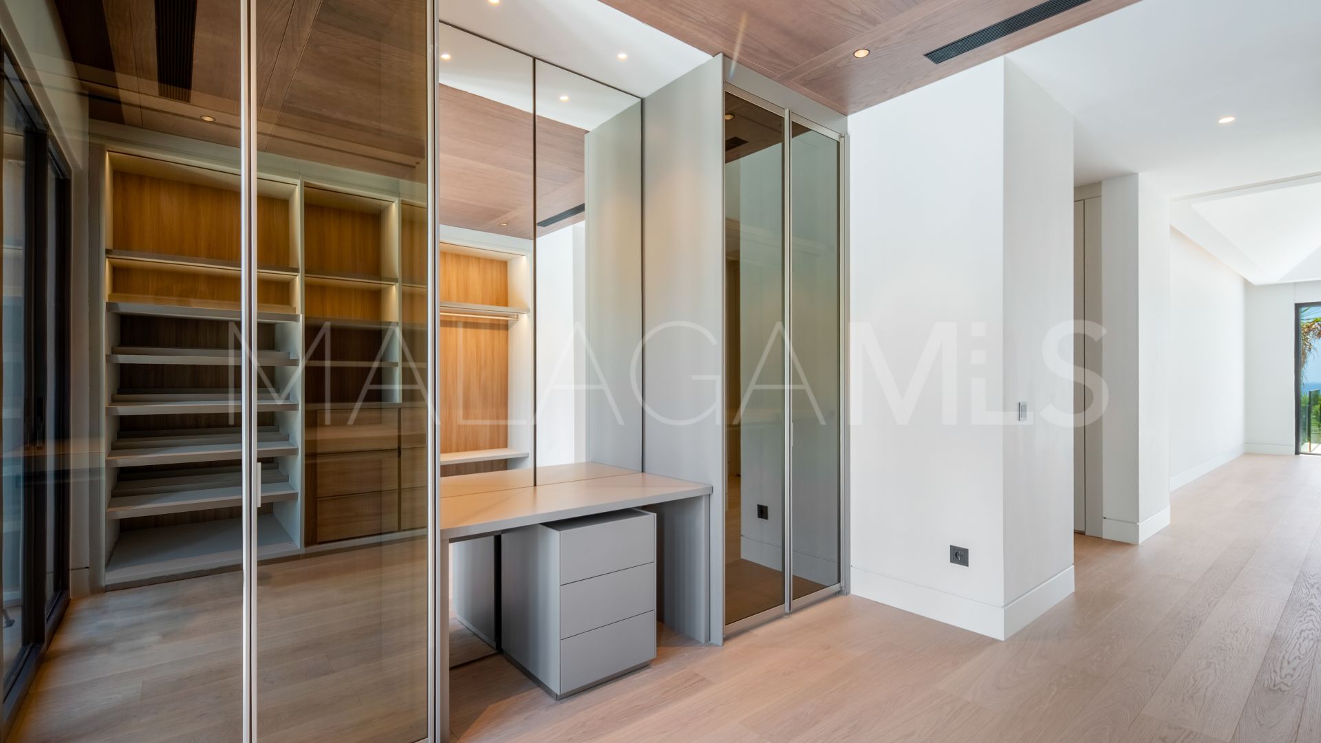 Villa for sale in Marbella