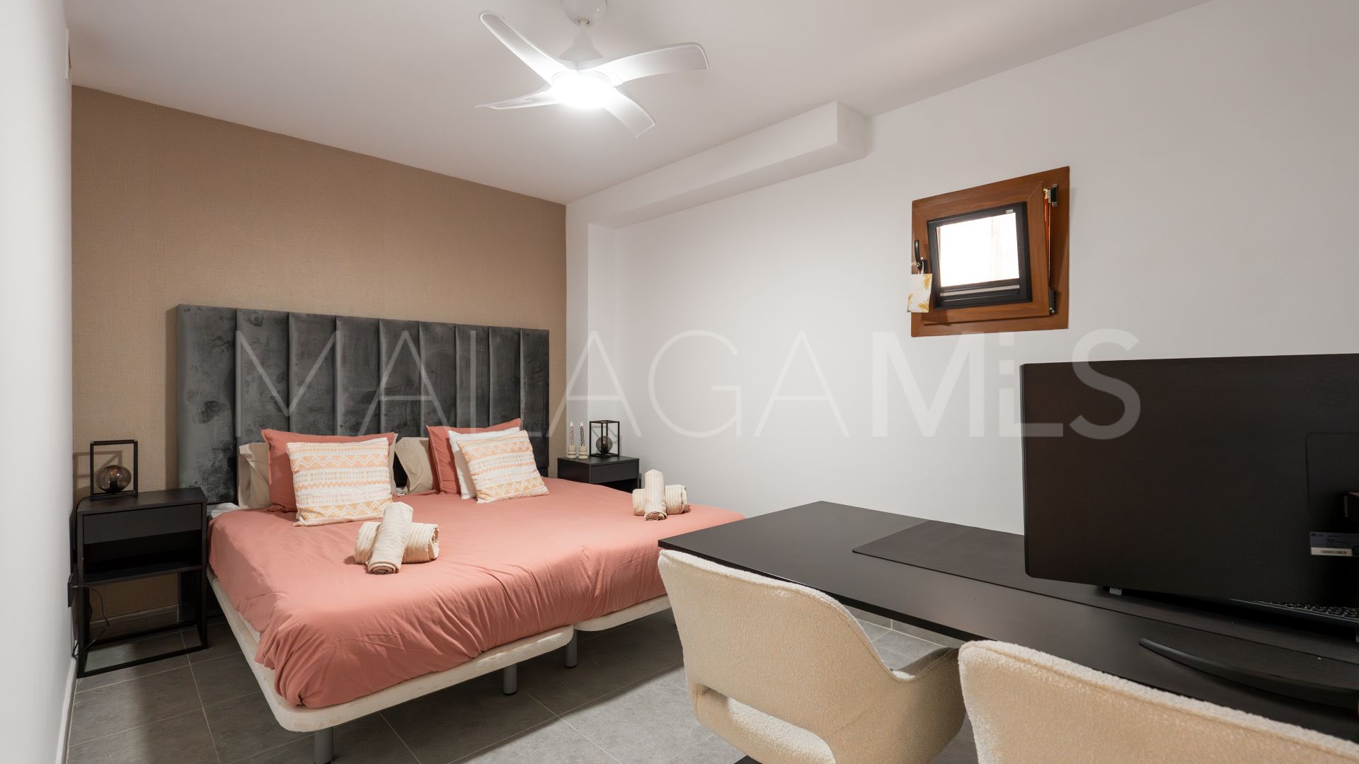 Villa for sale in Estepona