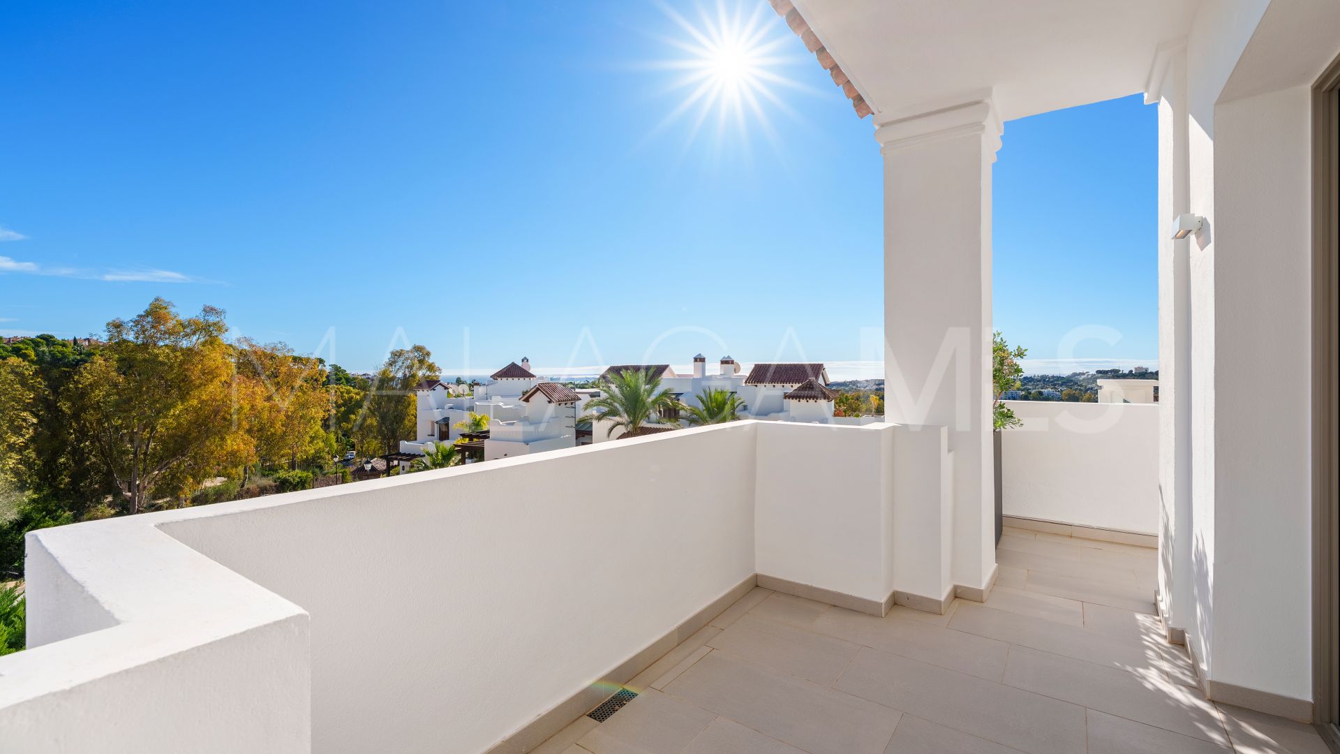 3 bedrooms Nueva Andalucia duplex penthouse for sale