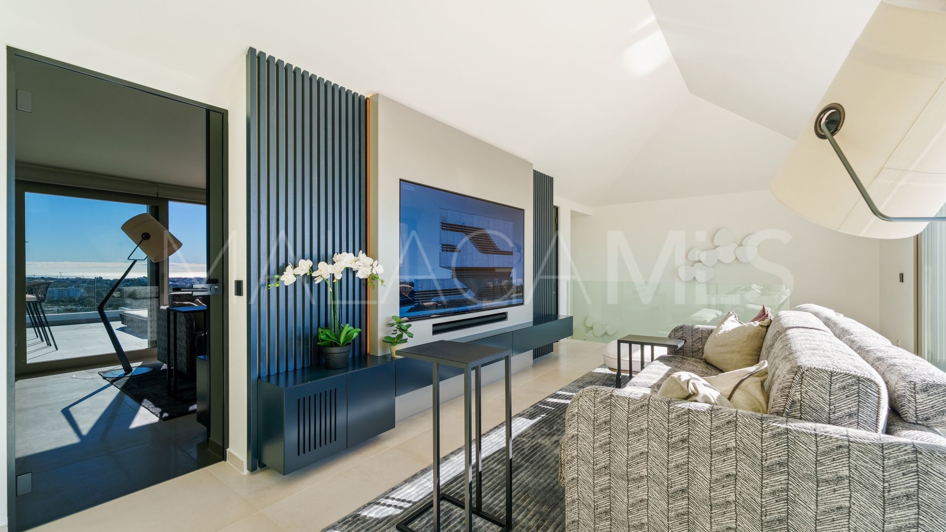 3 bedrooms Nueva Andalucia duplex penthouse for sale