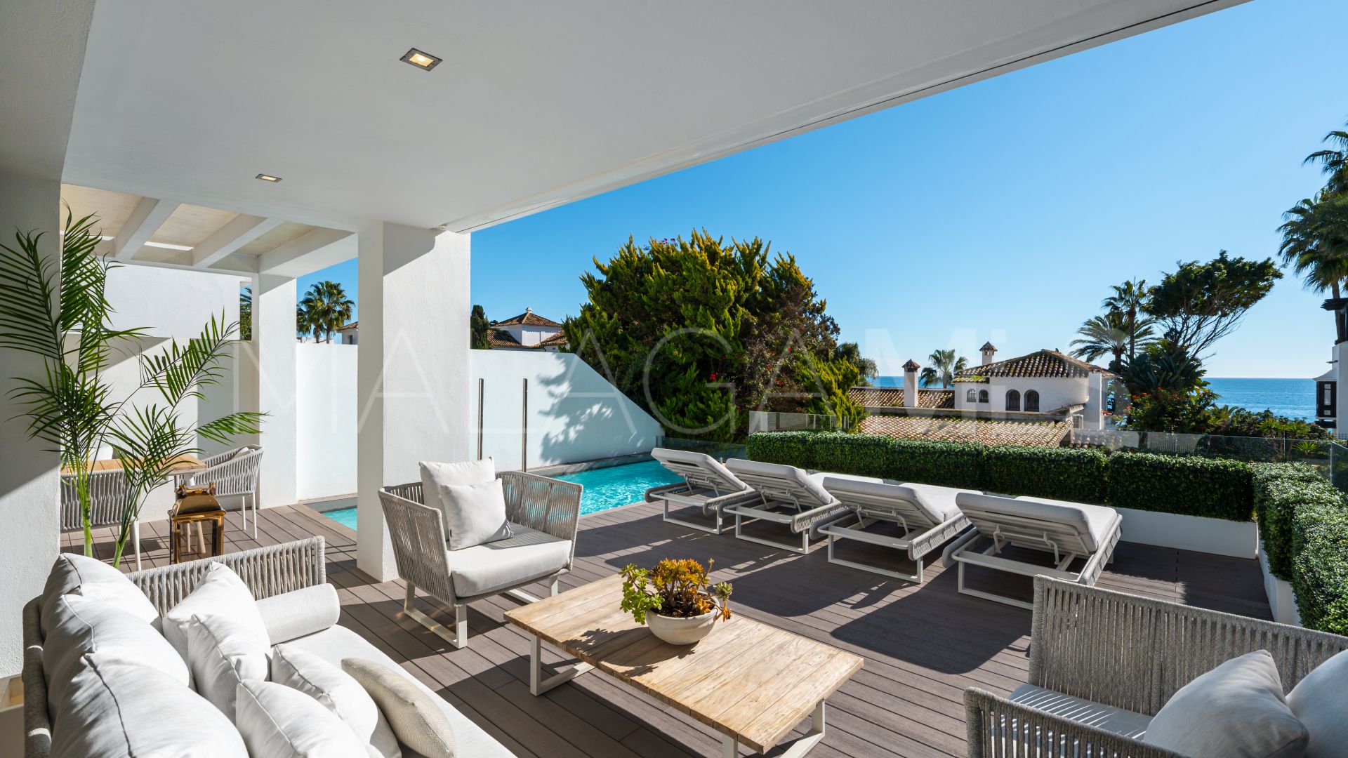 Parvilla for sale in Marbella Golden Mile
