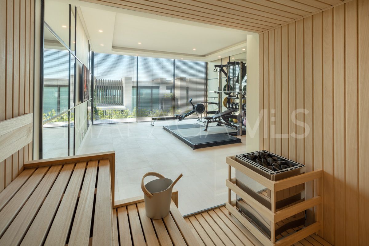 Villa for sale in Benahavis